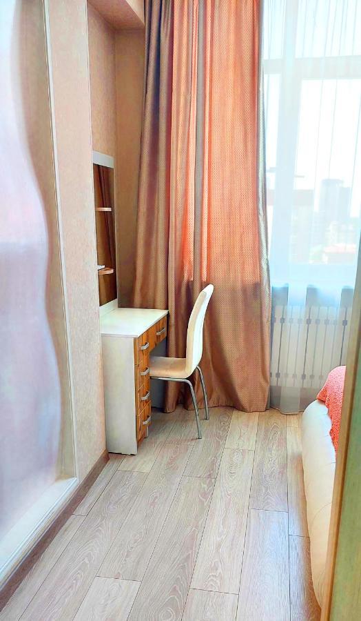 White Apartment With Panoramic View In The Center Bischkek Exterior foto